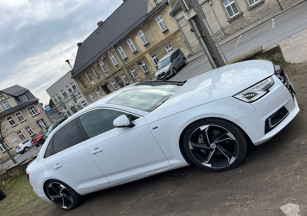 Audi A4 cena 92000 przebieg: 201000, rok produkcji 2016 z Wolsztyn małe 137